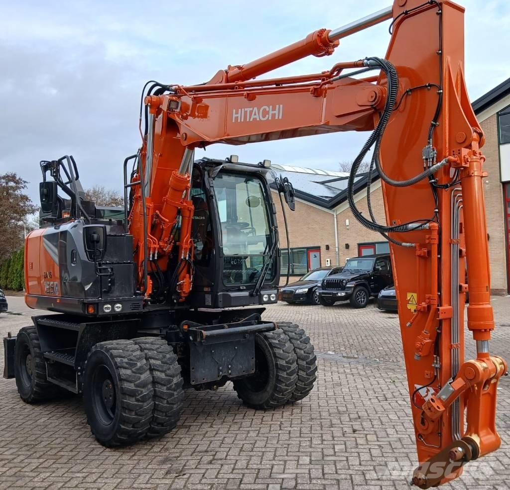 Hitachi ZX155W-7 Ekskavatori uz riteņiem