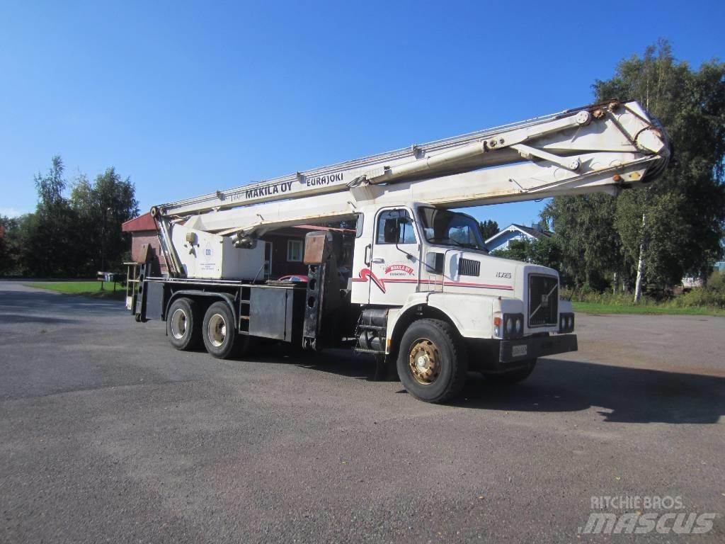 Volvo N 7 6X2 4600 Smagās mašīnas ar celtni