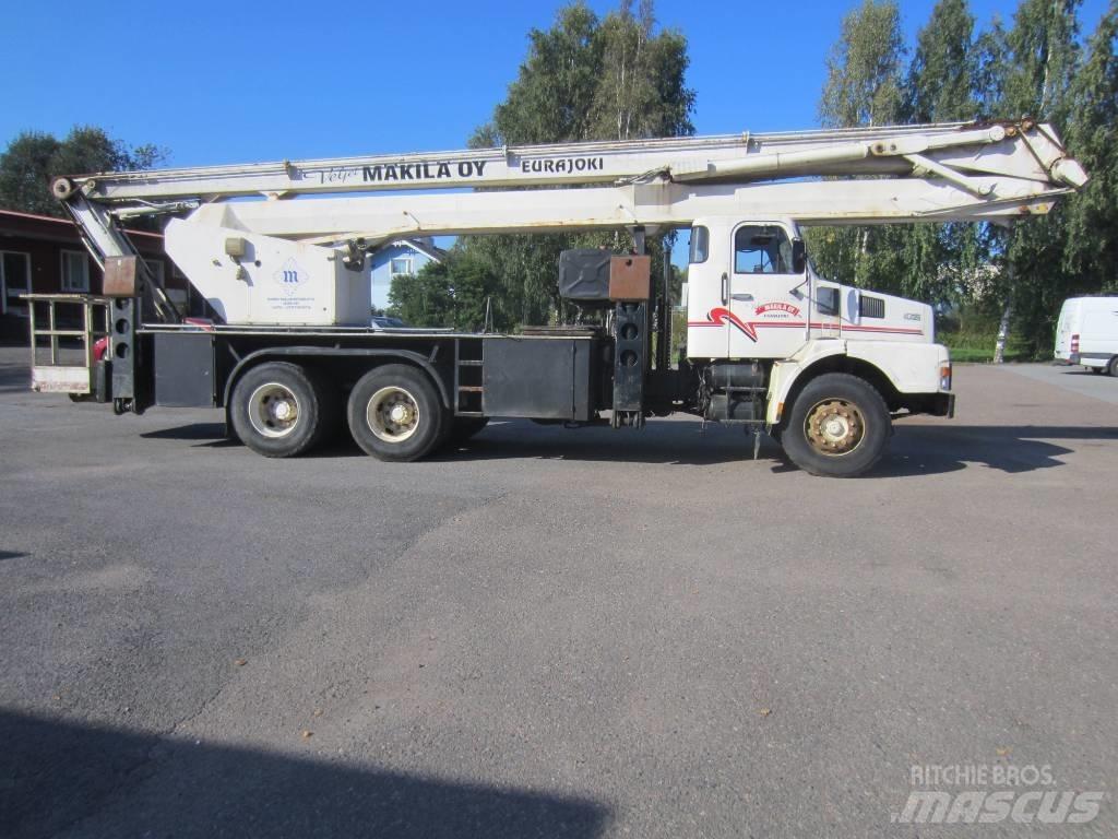 Volvo N 7 6X2 4600 Smagās mašīnas ar celtni