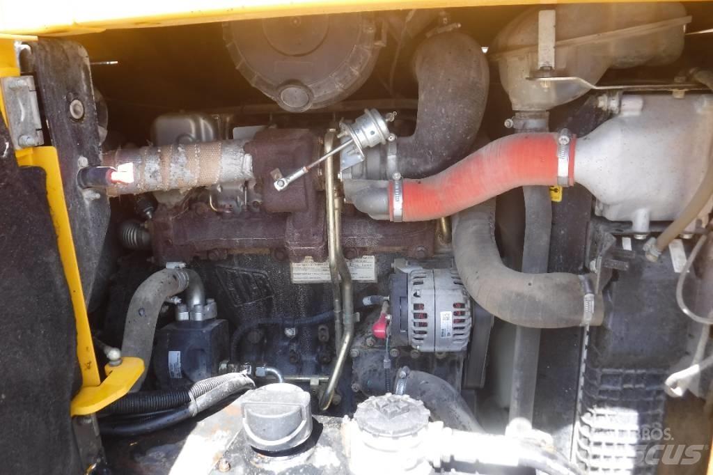 JCB 9TFT Mini pašizgāzēji