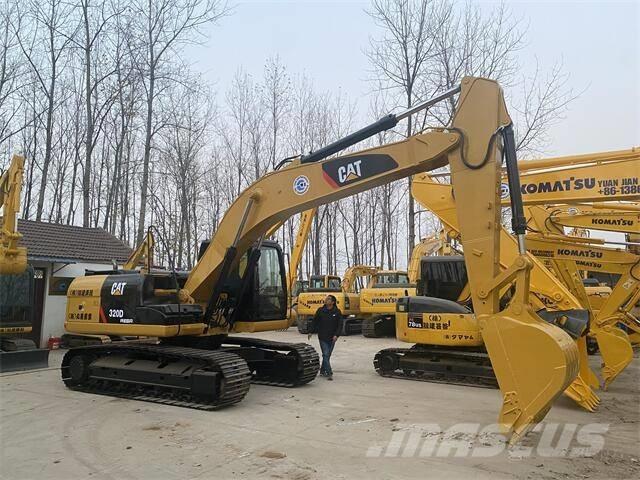 CAT 320D Kāpurķēžu ekskavatori
