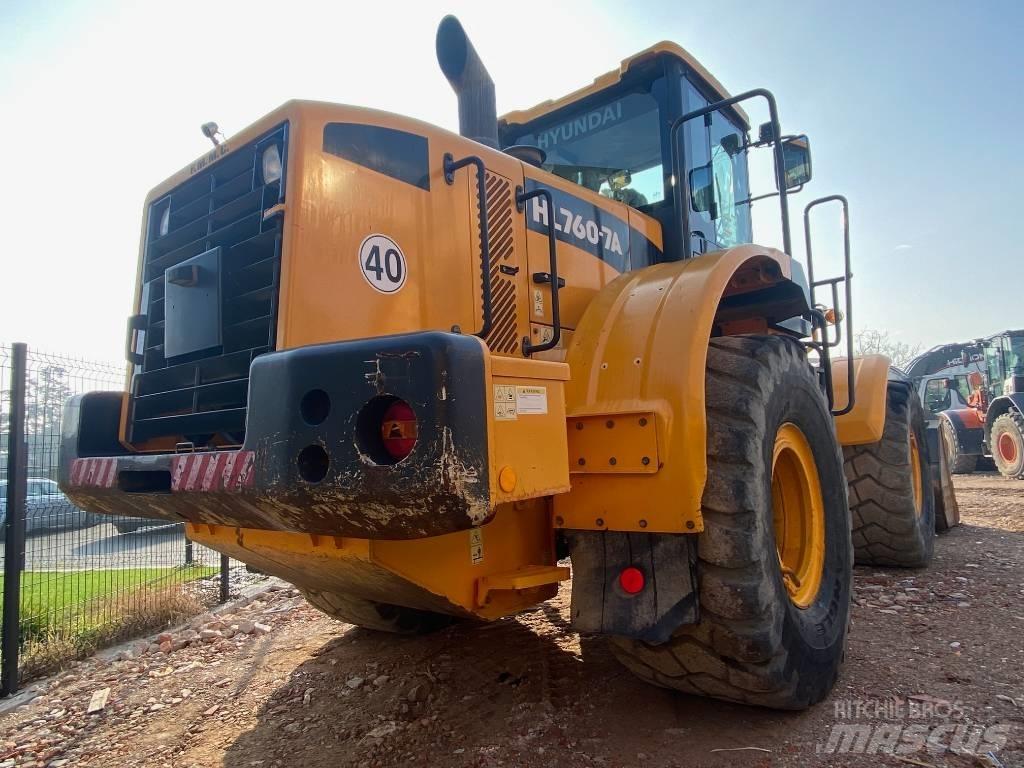 Hyundai HL 760-7 A Iekrāvēji uz riteņiem