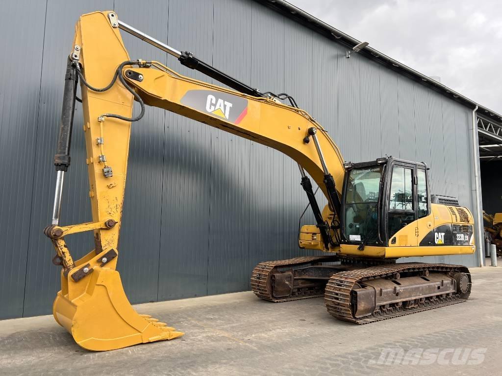CAT 323D LN Kāpurķēžu ekskavatori
