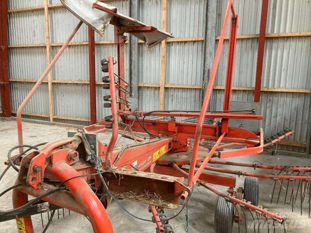 Kuhn GA 4521 Grābekļi un siena ārdītāji