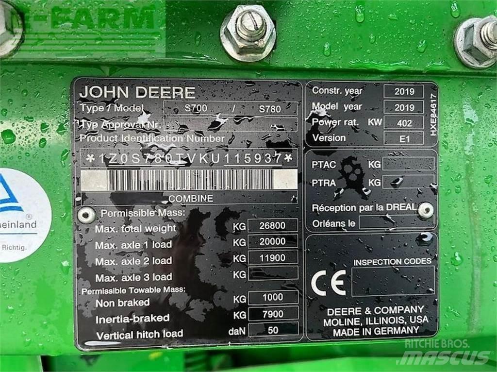 John Deere s 780i Ražas novākšanas kombaini