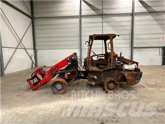 JCB loader Iekrāvēji uz riteņiem