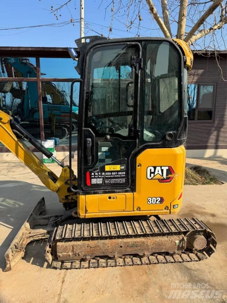 CAT 302 Kāpurķēžu ekskavatori