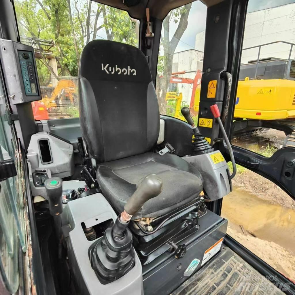 Kubota KX165 Kāpurķēžu ekskavatori