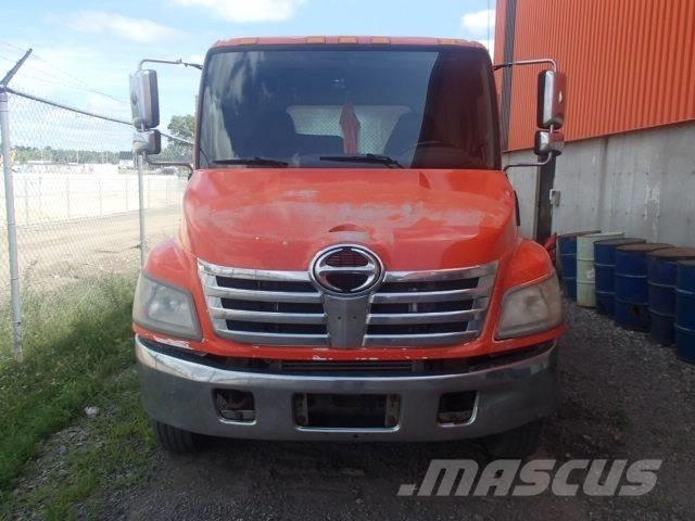 Hino 185 Platformas/izkraušana no sāniem