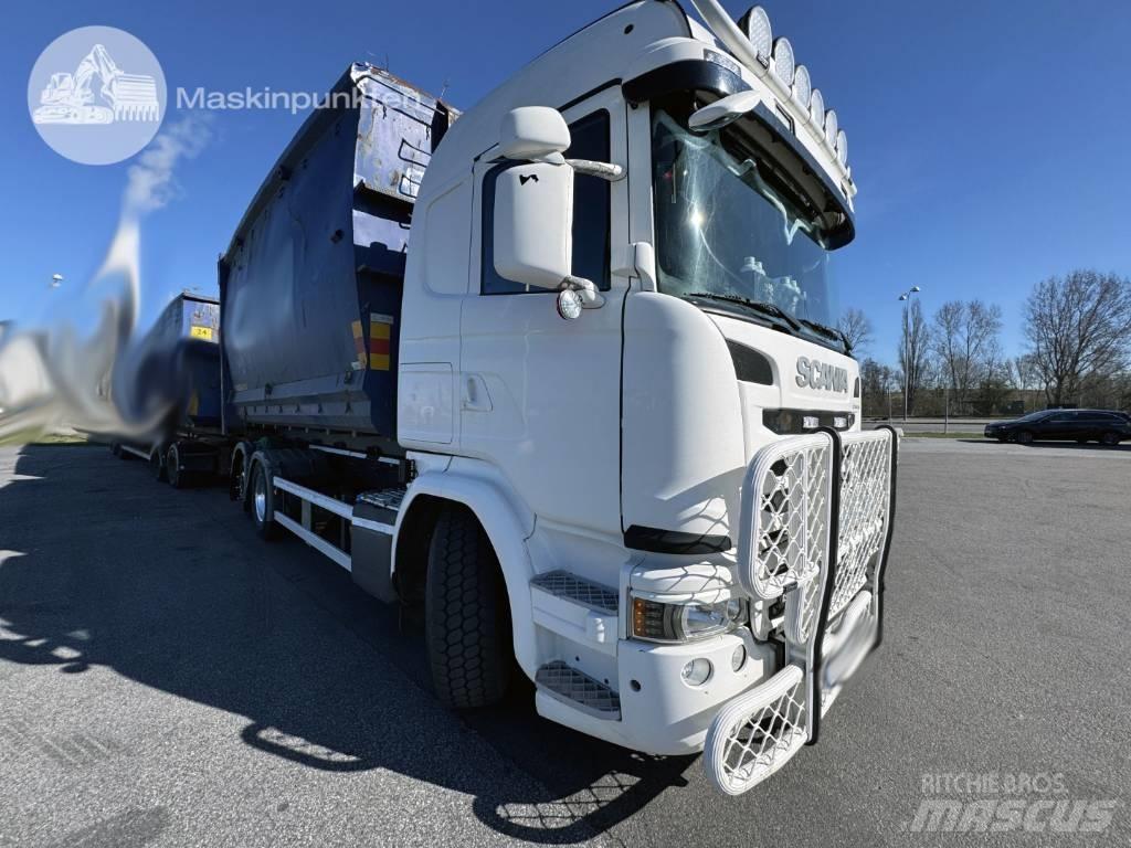 Scania G 490 Treileri ar āķi