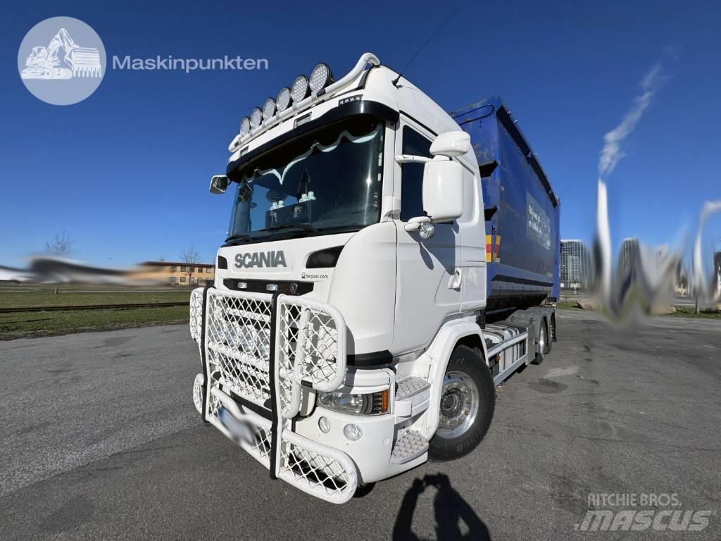 Scania G 490 Treileri ar āķi
