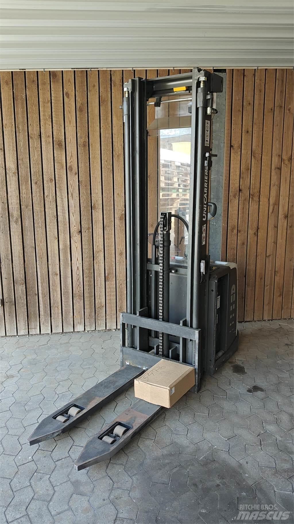 Atlet PSP160 Hidrauliskās stalažas ar platformu