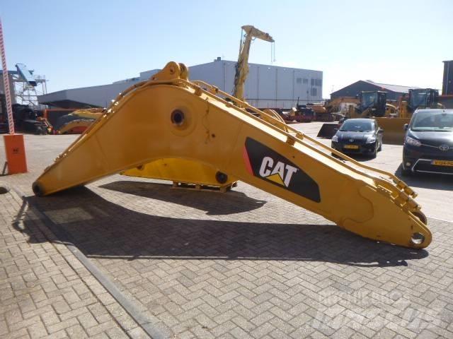 CAT 365CL Strēles un kausi