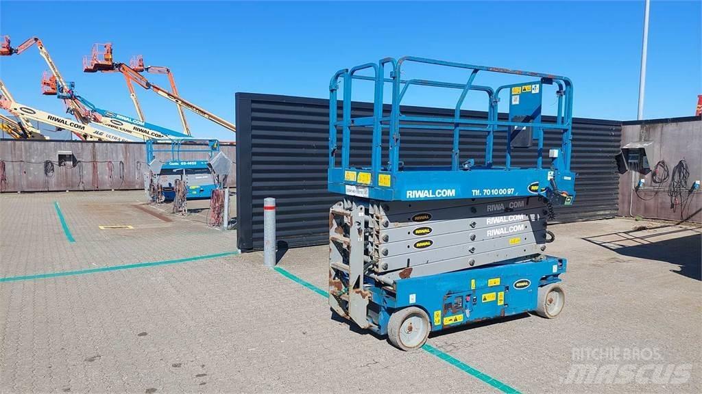 Genie GS4047 Šķerveida pacēlāji