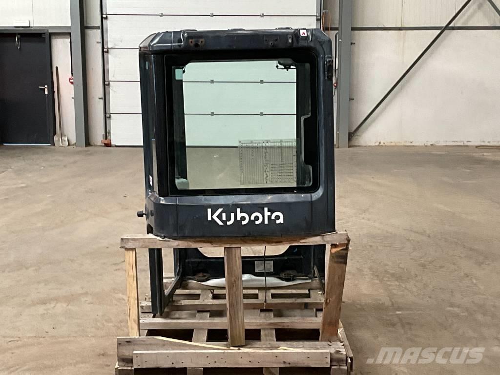 Kubota U 48-4 / U 55-4 Kabīnes un interjers