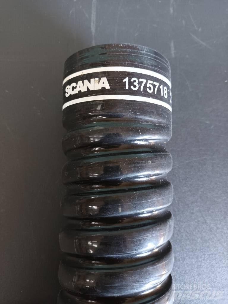 Scania HOSE 1375718 Dzinēji