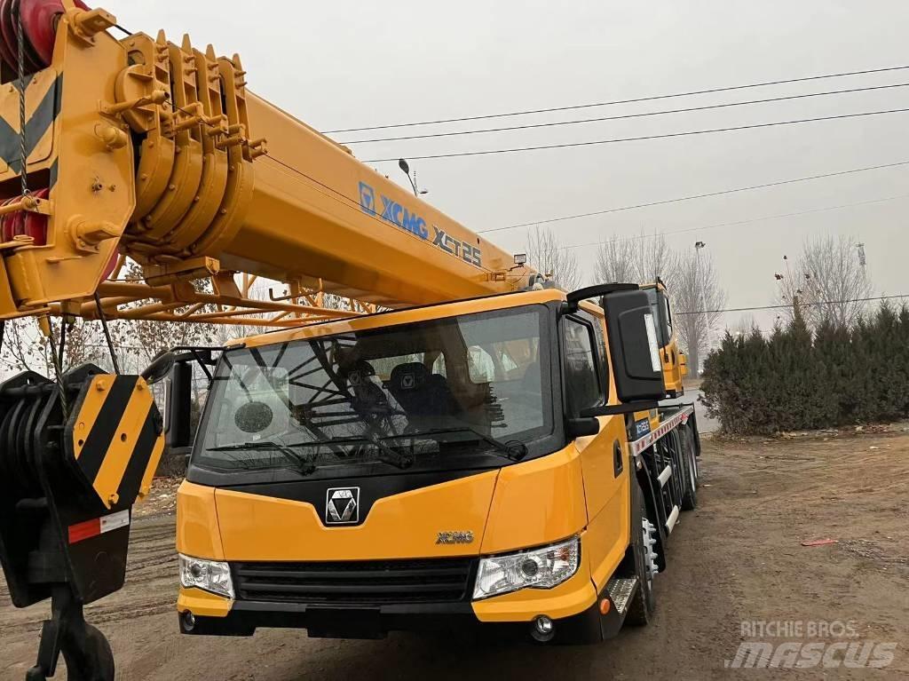 XCMG XCT 25 Visurgājēji celtņi