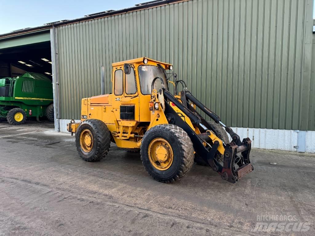 Volvo L 70 Iekrāvēji uz riteņiem