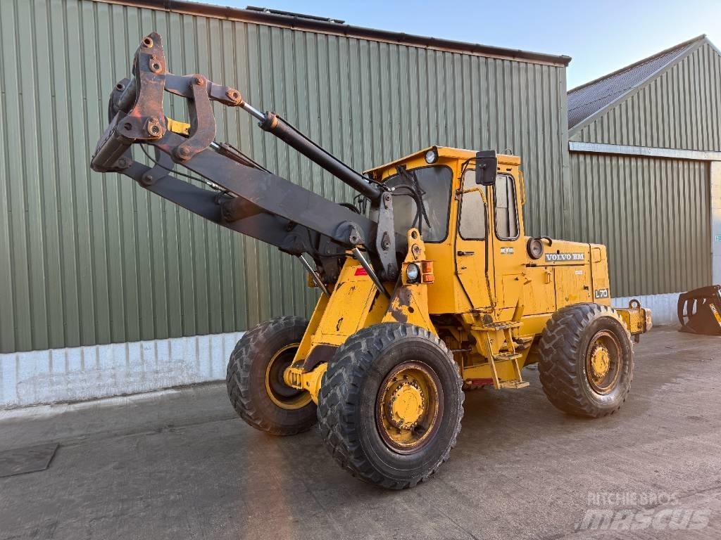 Volvo L 70 Iekrāvēji uz riteņiem