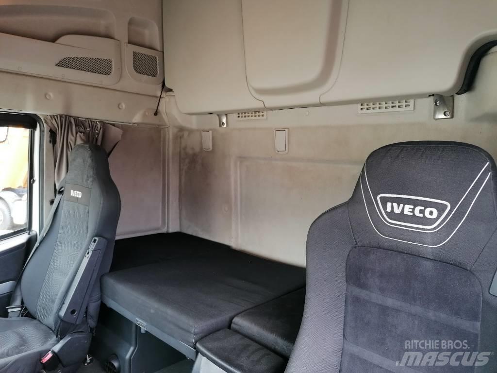 Iveco AS440ST/P Vilcēji