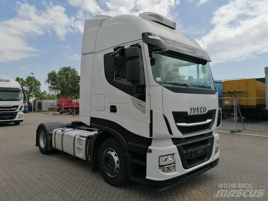 Iveco AS440ST/P Vilcēji