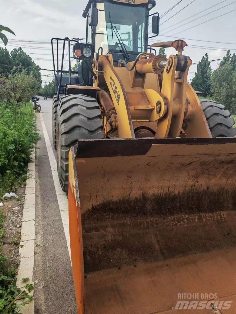 SEM 655D charger Iekrāvēji uz riteņiem