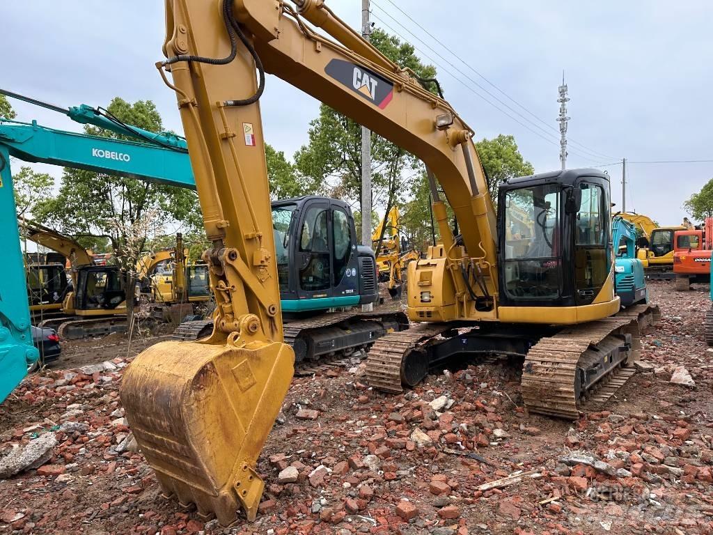 CAT 313C Kāpurķēžu ekskavatori