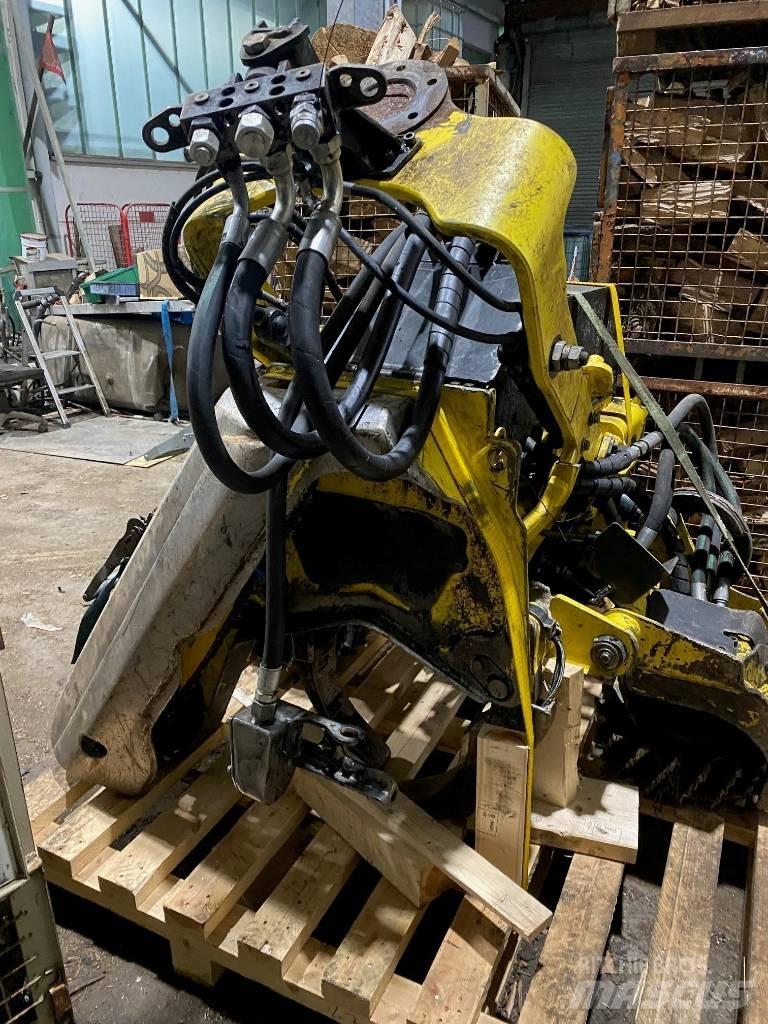 John Deere H 415 Hārvesteru kausi