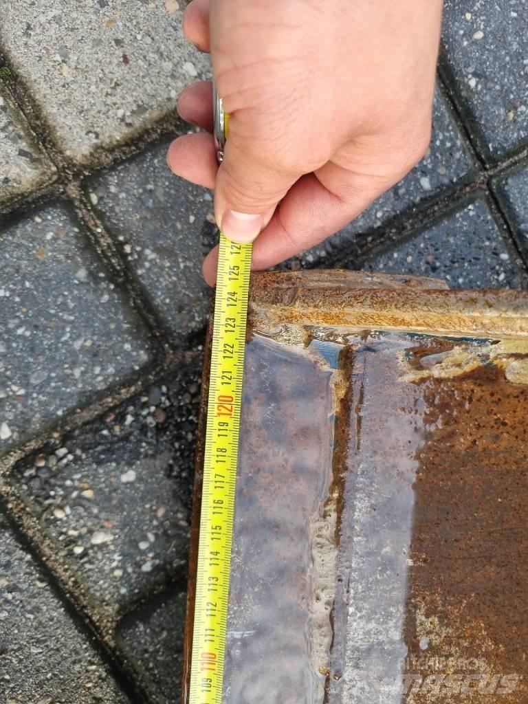 Schäffer 2428 Mini iekrāvēji