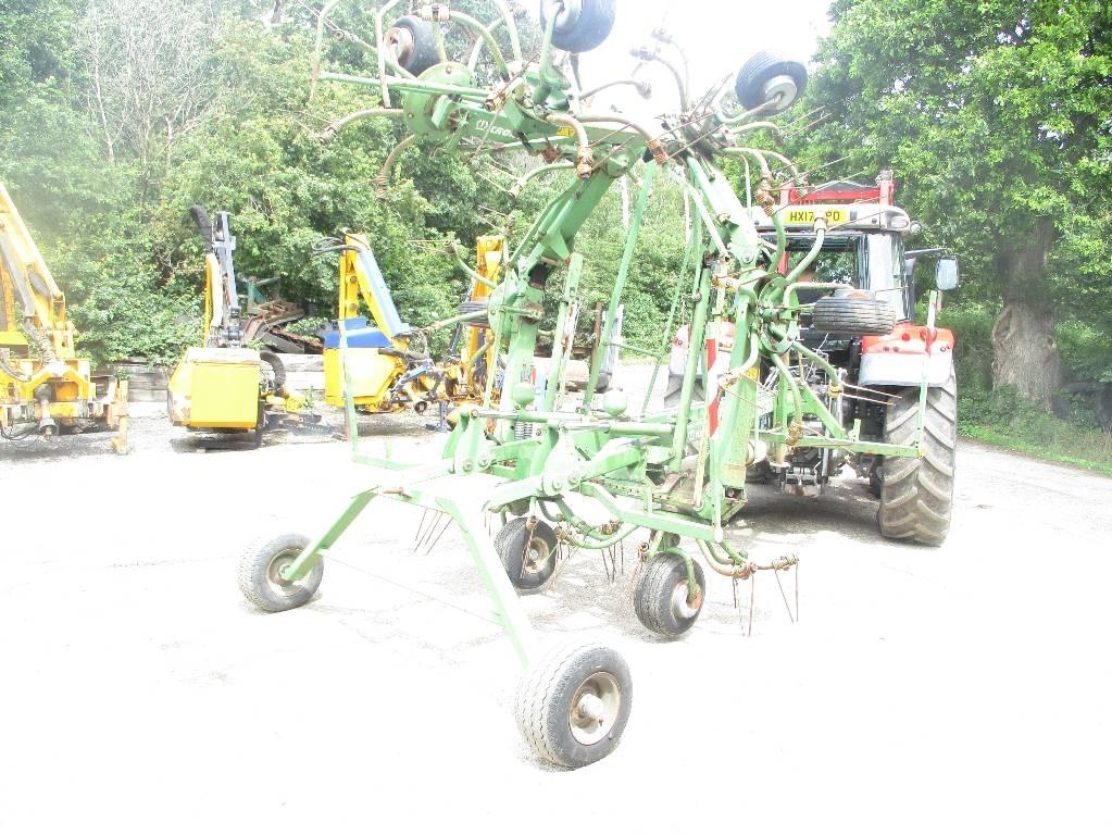 Krone KWT 10.50/8x7 Grābekļi un siena ārdītāji