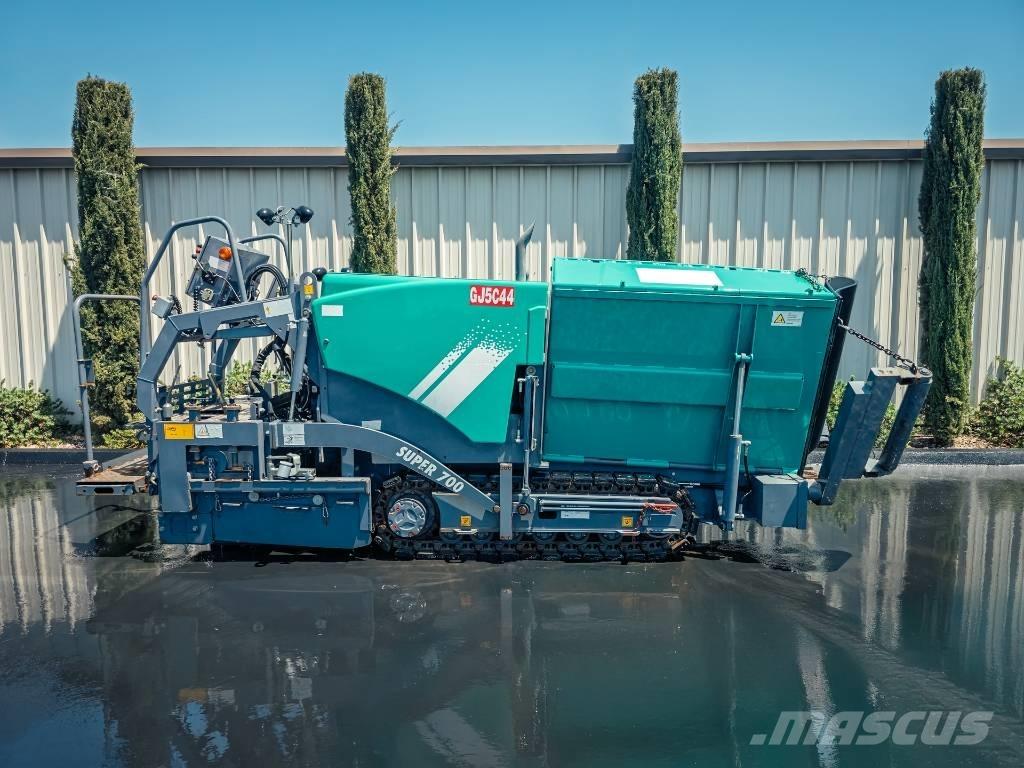 Vögele Super 700 Asfalta klājēji