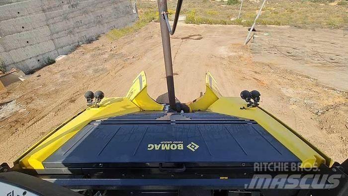 Bomag BF700C-2 Būvniecība- Citi