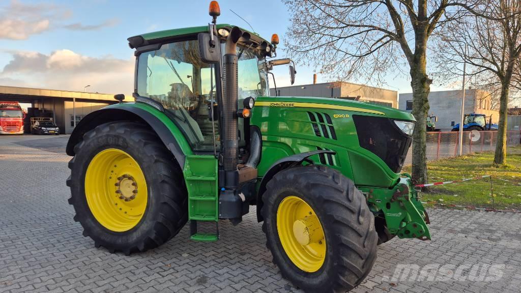 John Deere 6190 R Traktori