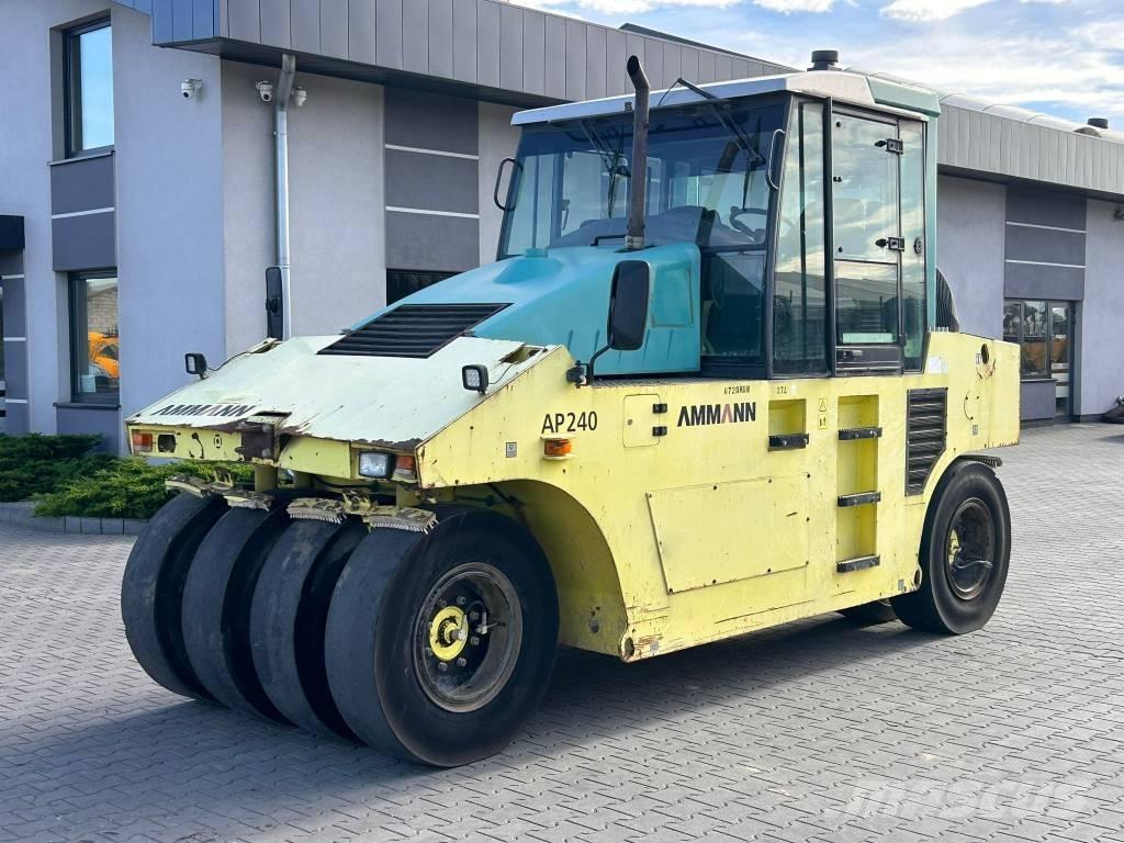 Ammann AP 240 Pneimatiskie veltņi