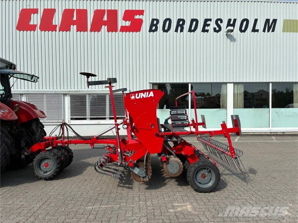 Unia Amber 900/3 Sējmašīnas