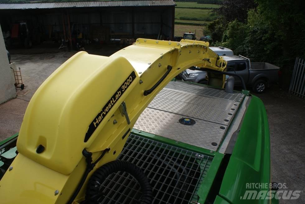 John Deere 8400 T Lopbarības novācēji