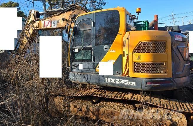 Hyundai HX 235 ALCR Vidēja lieluma ekskavatori 7 t - 12 t