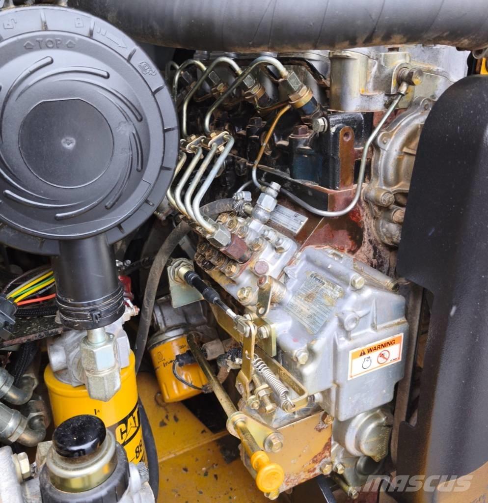 CAT 216 B Mini iekrāvēji