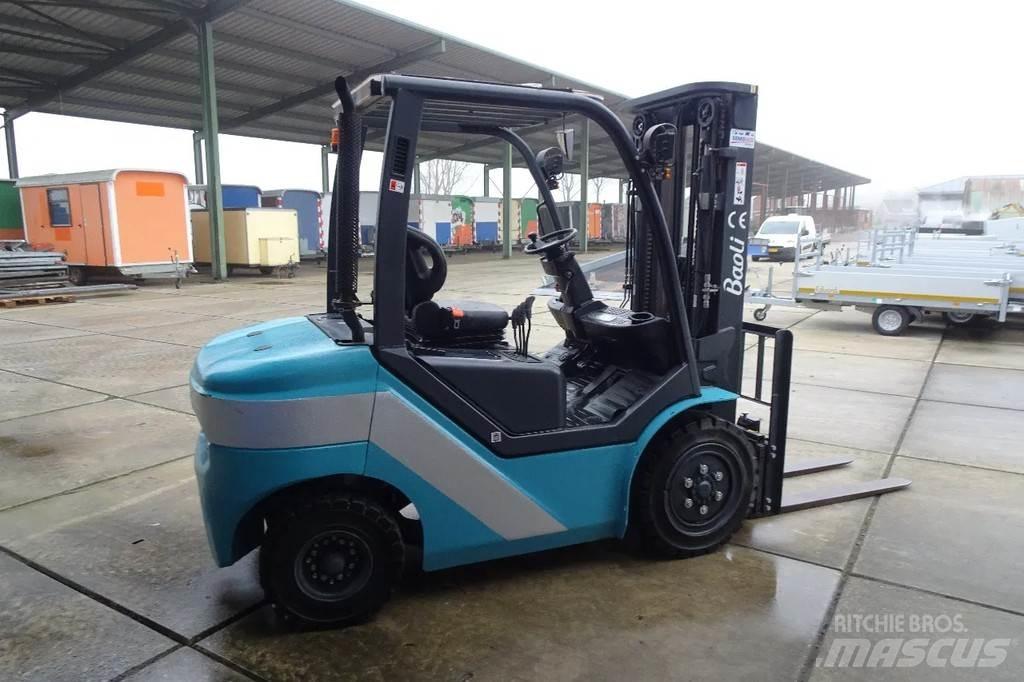 Baoli KBD25 Diesel . Autokrāvēji - citi