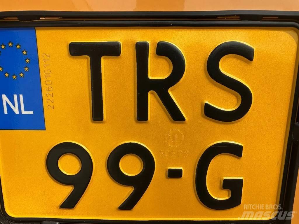 CASE 21F Iekrāvēji uz riteņiem