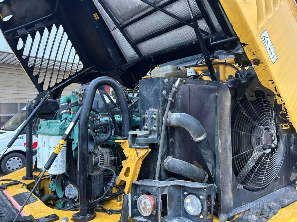 Volvo A 25 D Artikulētie pašizgāzēji