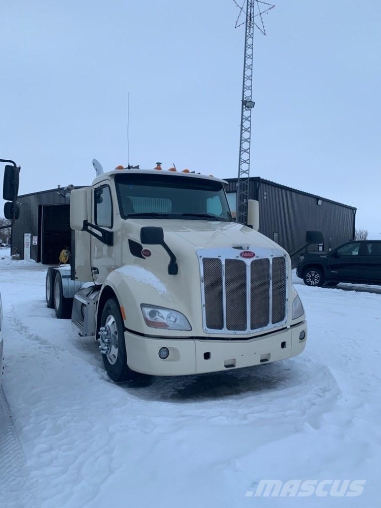 Peterbilt 579 Vilcēji