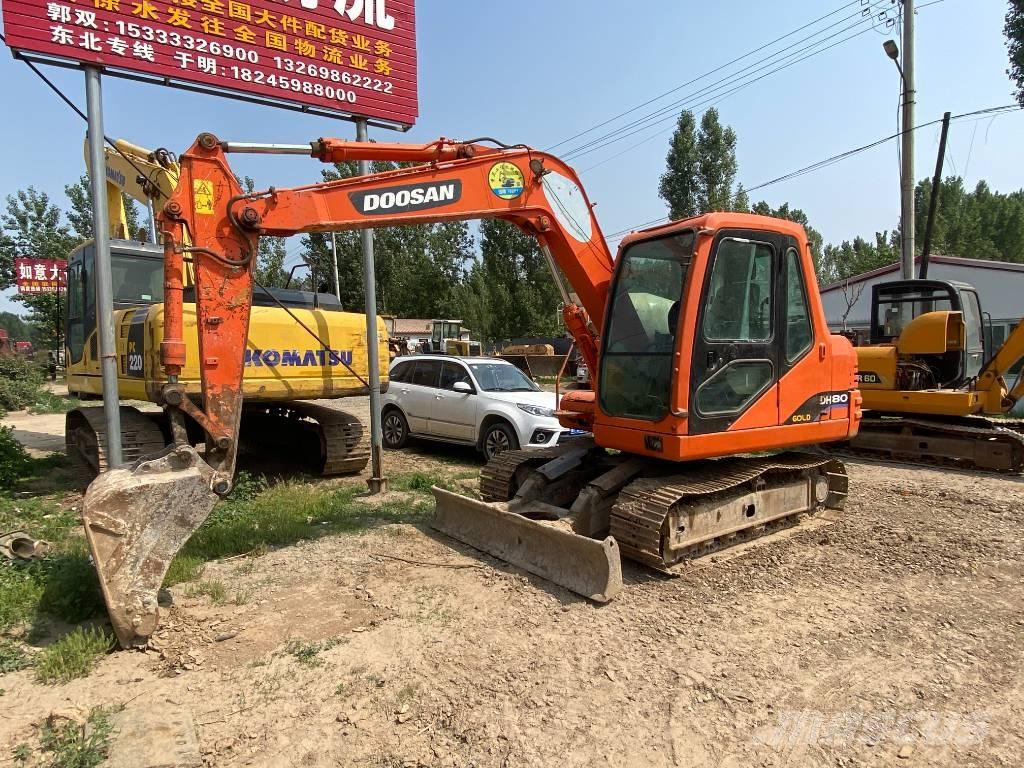 Doosan DH80 Kāpurķēžu ekskavatori