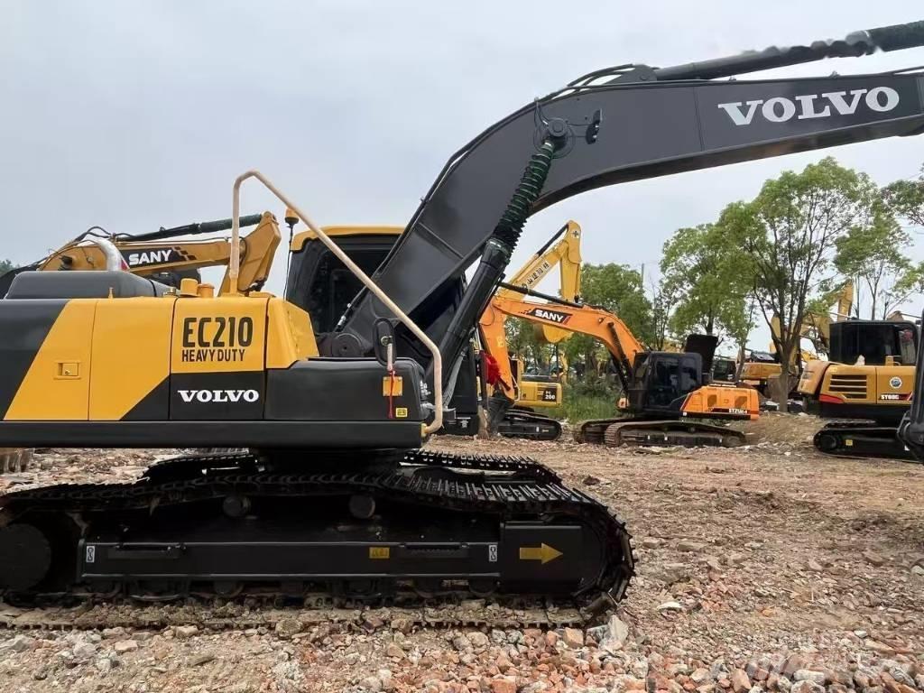 Volvo EC 210 Kāpurķēžu ekskavatori