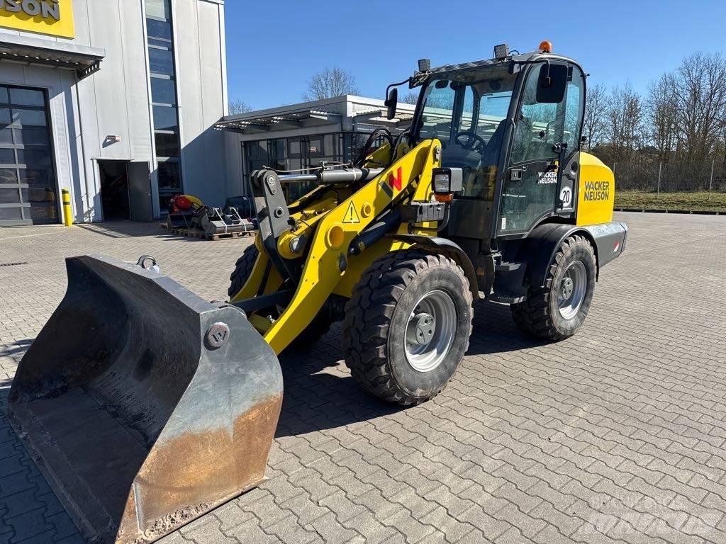 Wacker Neuson WL 70 Iekrāvēji uz riteņiem