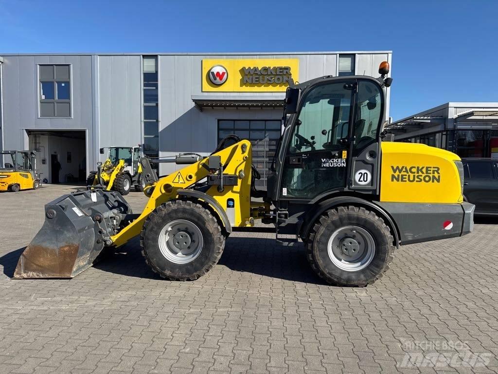 Wacker Neuson WL 70 Iekrāvēji uz riteņiem