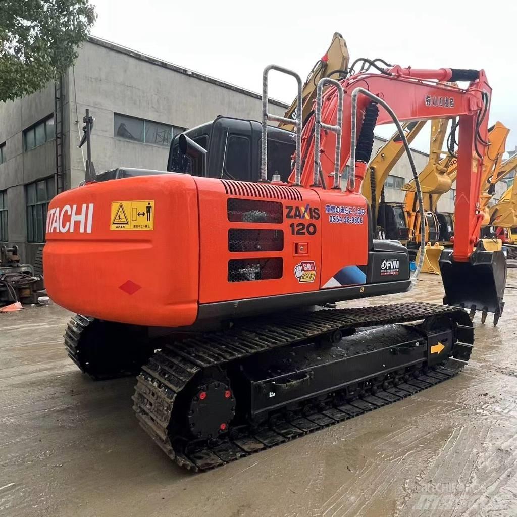 Hitachi ZX 120 Kāpurķēžu ekskavatori