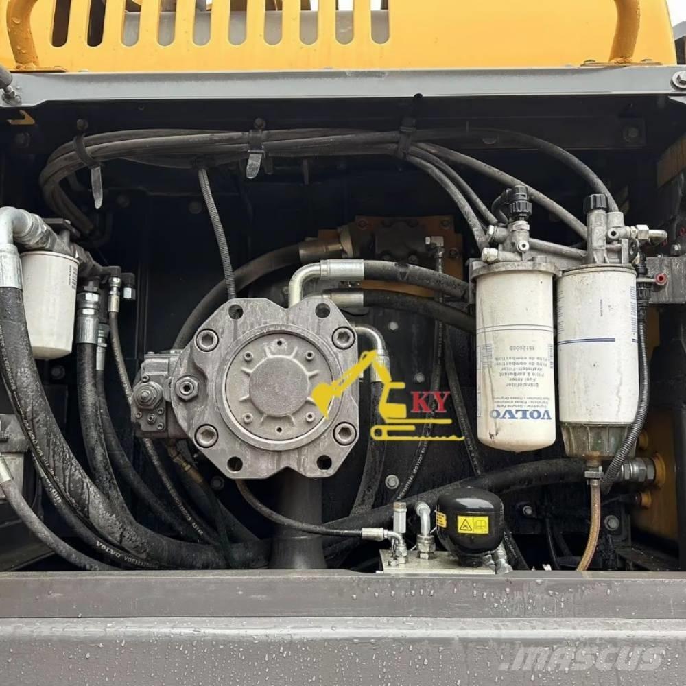 Volvo 380D Kāpurķēžu ekskavatori