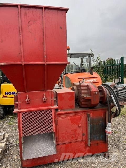 MG 220XL Šķirošanas aprīkojums