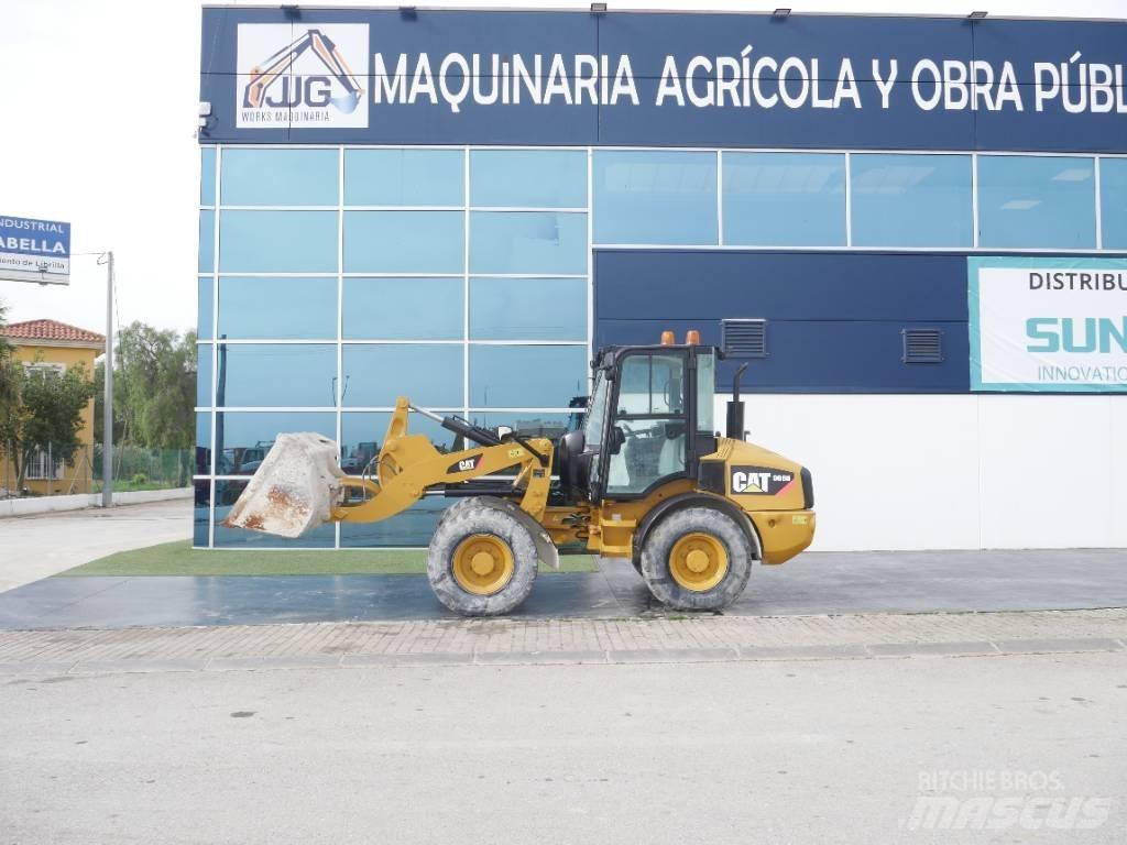CAT 908 H Iekrāvēji uz riteņiem